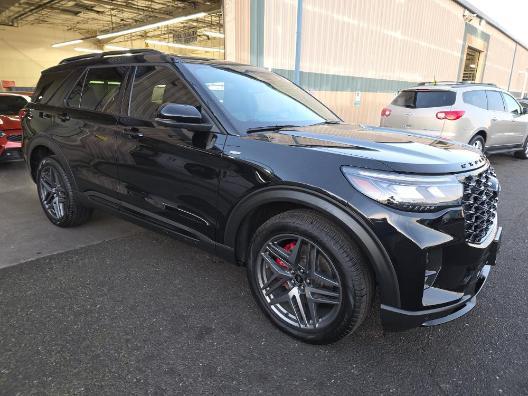 used 2025 Ford Explorer car, priced at $43,950
