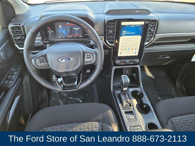 new 2025 Ford Ranger car, priced at $33,956