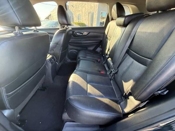 used 2019 Nissan Rogue car, priced at $15,495