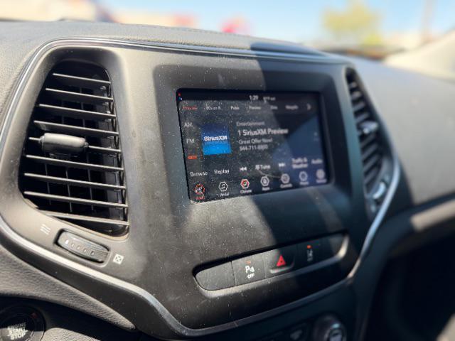 used 2021 Jeep Cherokee car, priced at $17,995