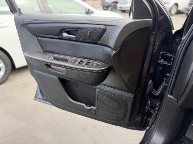 used 2015 GMC Acadia car, priced at $9,995