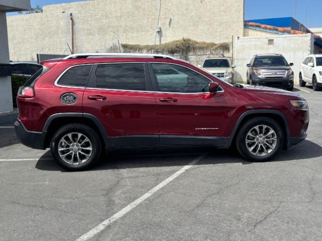 used 2020 Jeep Cherokee car, priced at $12,995