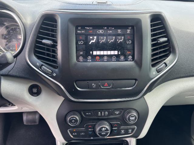 used 2020 Jeep Cherokee car, priced at $12,995