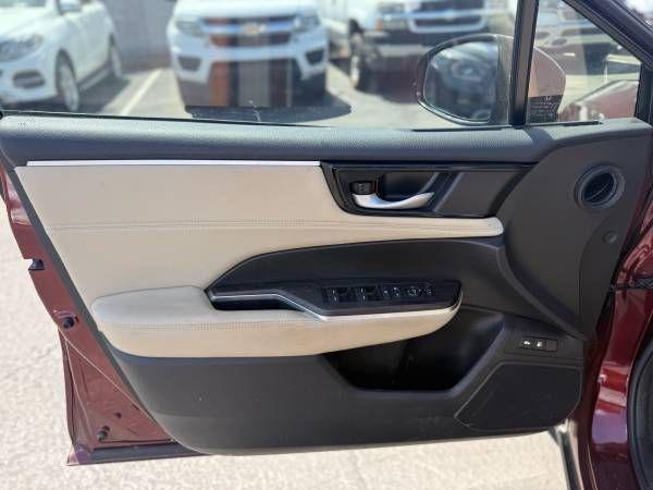 used 2018 Honda Clarity Plug-In Hybrid car, priced at $17,995