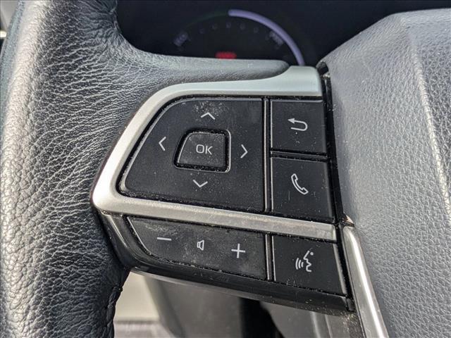 used 2022 Toyota Sienna car, priced at $30,995