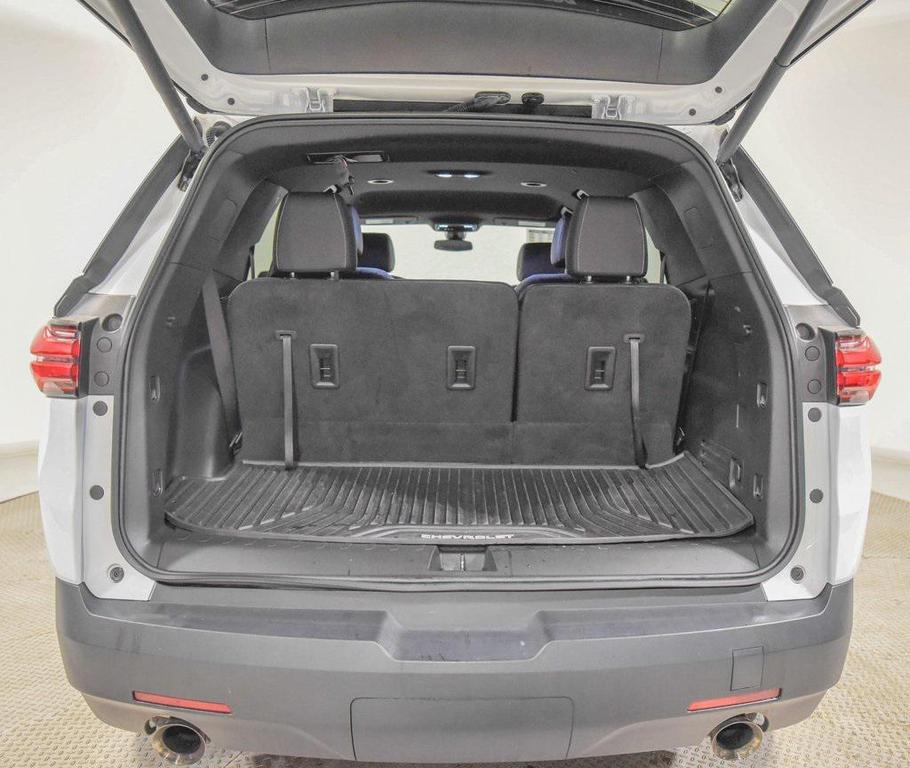 used 2023 Chevrolet Traverse car, priced at $30,685
