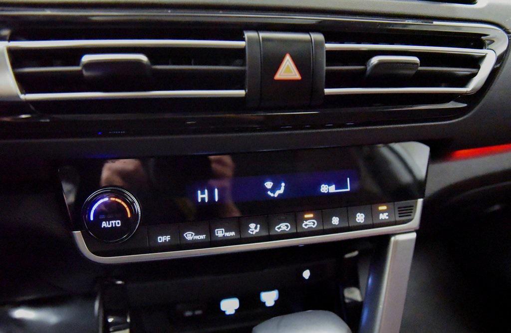 used 2022 Kia Seltos car, priced at $25,156