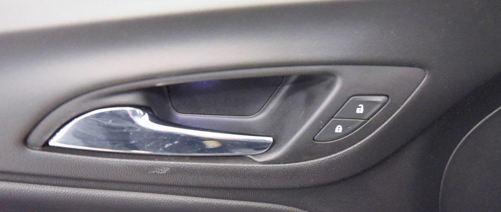 used 2019 Chevrolet Equinox car, priced at $12,595