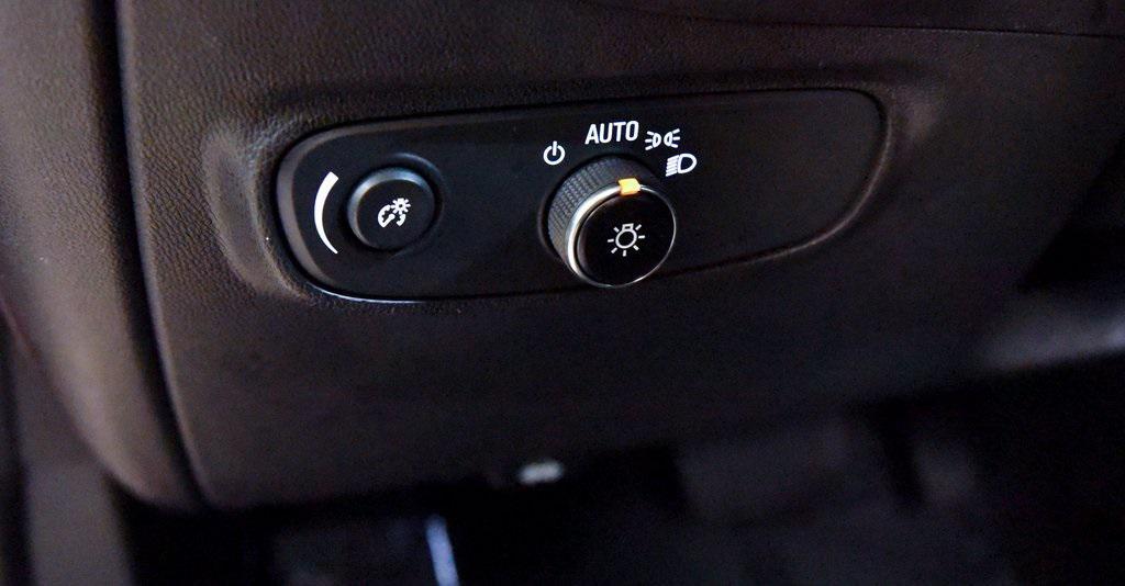 used 2023 Chevrolet Equinox car, priced at $24,995