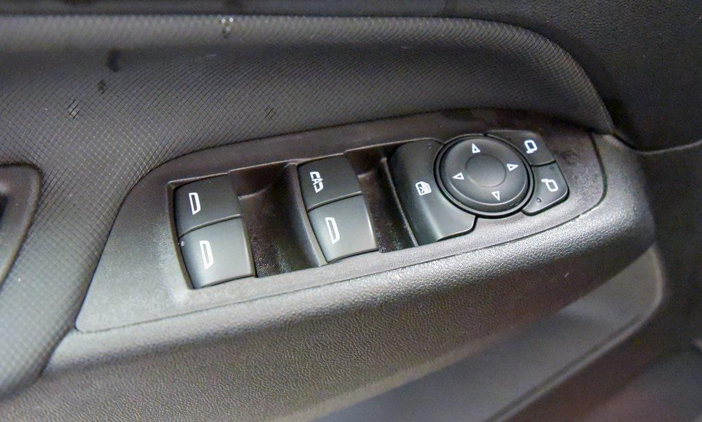 used 2022 Chevrolet Equinox car, priced at $24,295