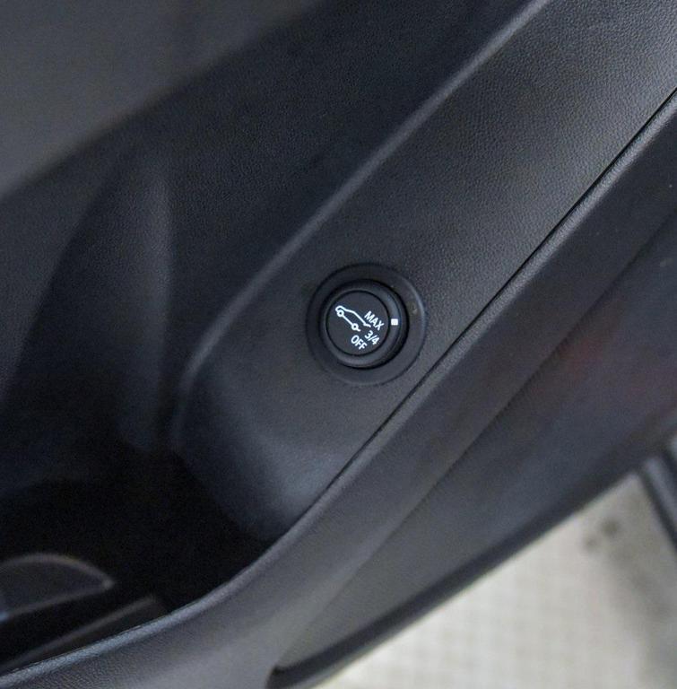 used 2022 Chevrolet Equinox car, priced at $24,295