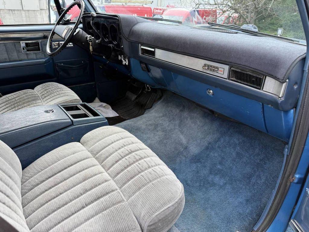 used 1988 GMC Suburban car, priced at $4,999