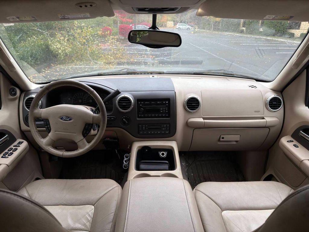 used 2004 Ford Expedition car, priced at $5,999