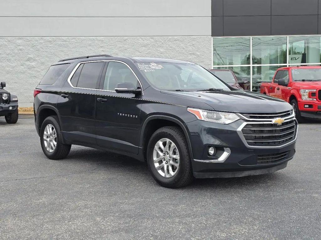 used 2021 Chevrolet Traverse car, priced at $16,990