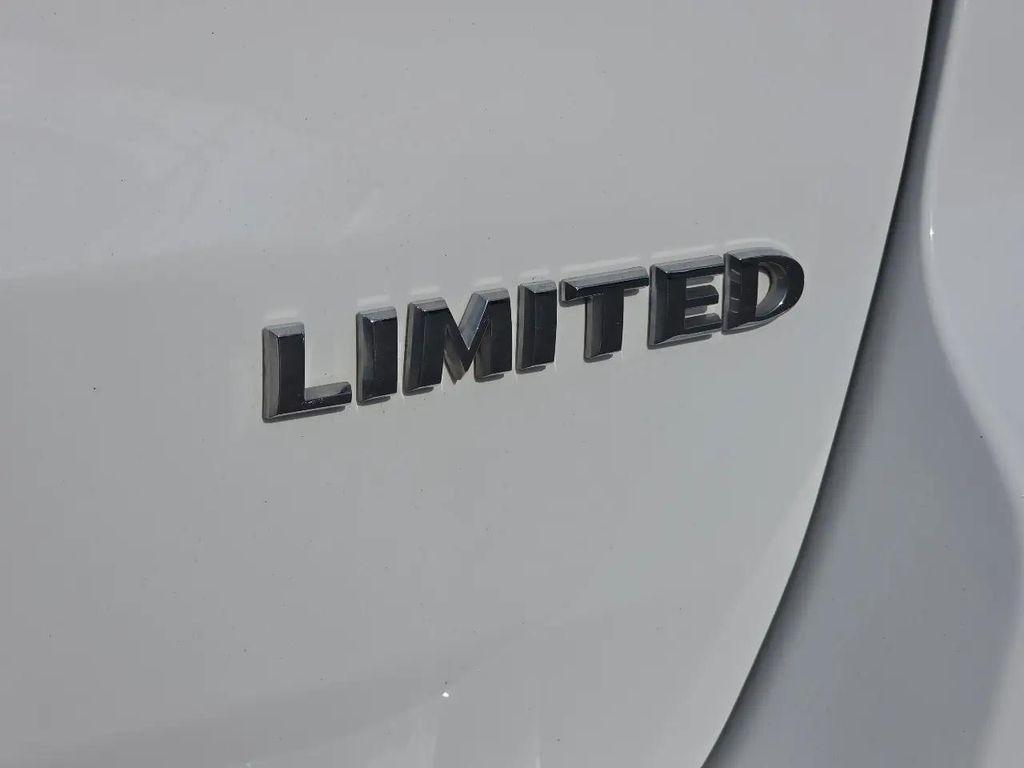 used 2022 Jeep Grand Cherokee car, priced at $26,500