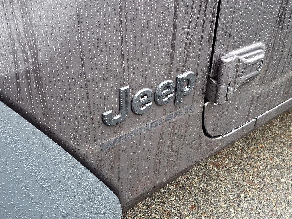 new 2026 Jeep Wrangler car, priced at $48,585