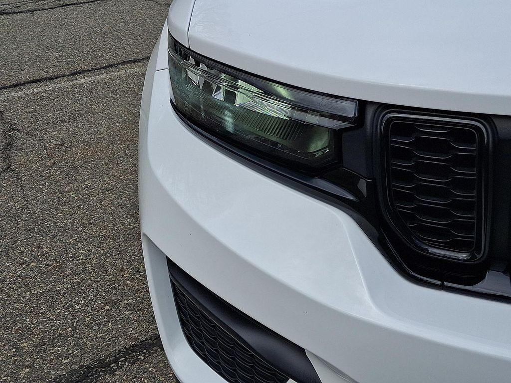 used 2023 Jeep Grand Cherokee car, priced at $34,433