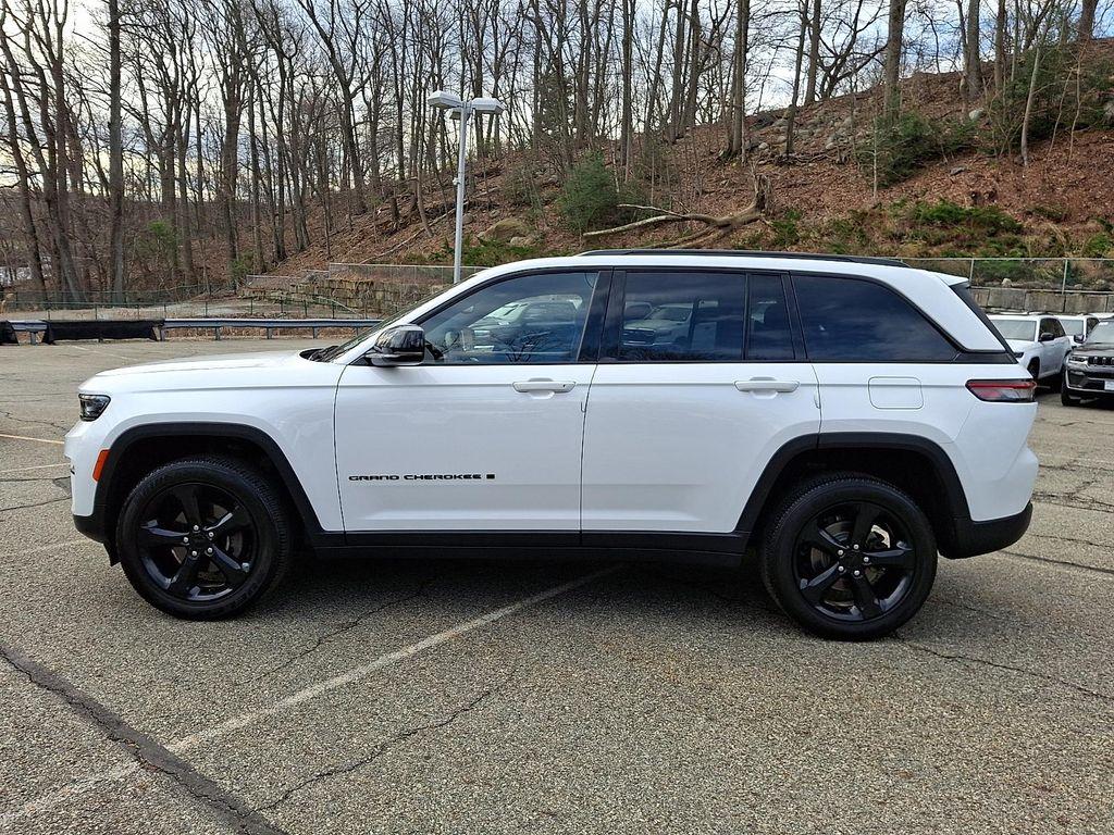used 2023 Jeep Grand Cherokee car, priced at $34,433