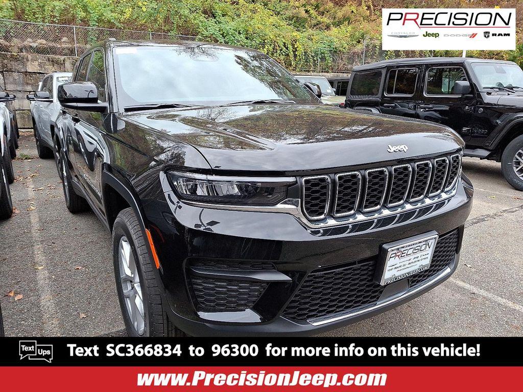 new 2025 Jeep Grand Cherokee car, priced at $44,170