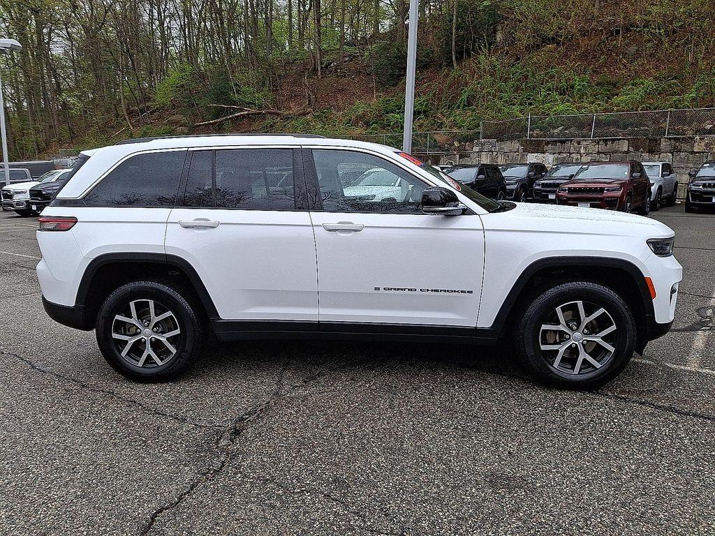 used 2023 Jeep Grand Cherokee car, priced at $32,933