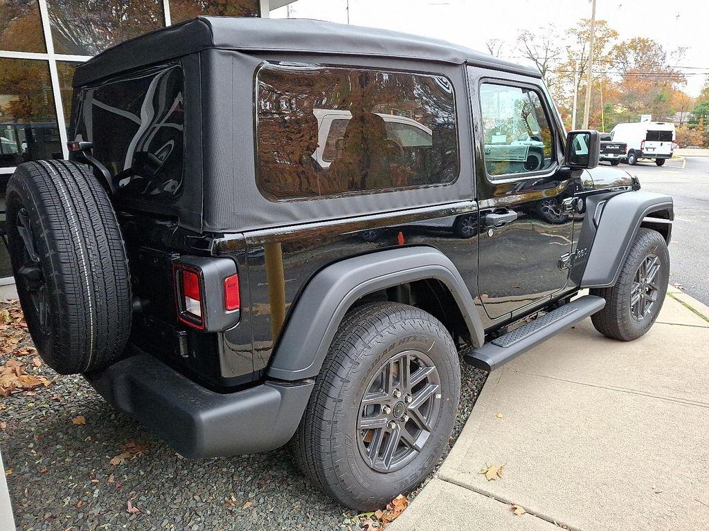 new 2026 Jeep Wrangler car, priced at $46,735