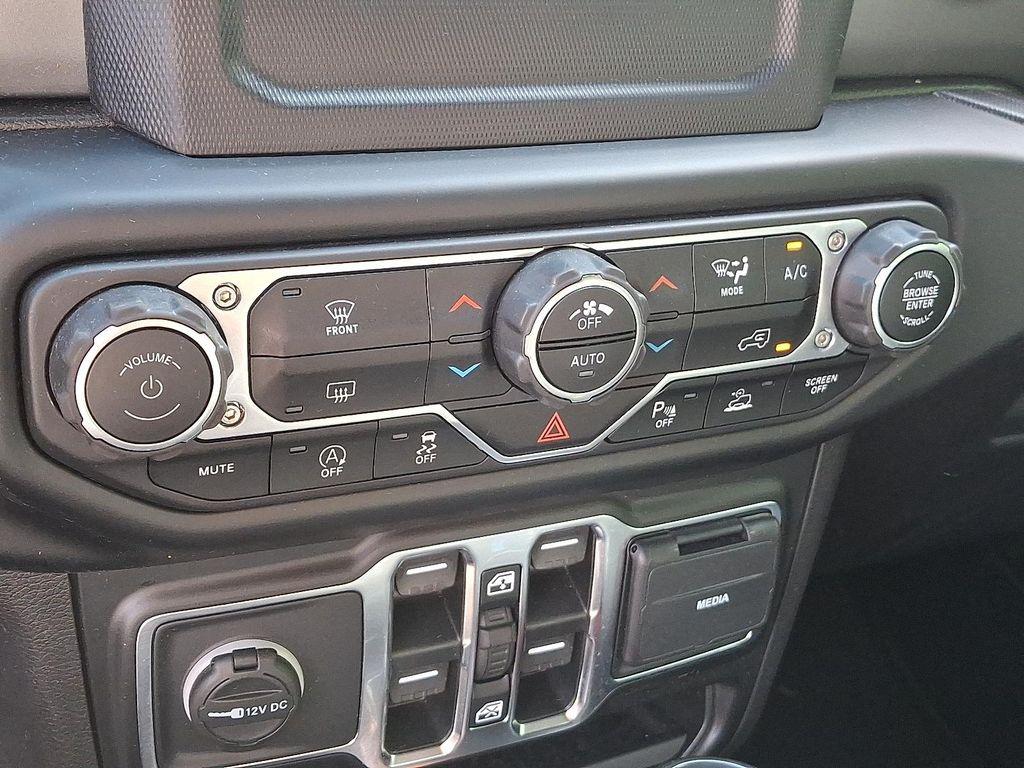 used 2021 Jeep Wrangler Unlimited car, priced at $28,211