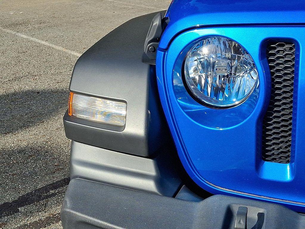 used 2021 Jeep Wrangler Unlimited car, priced at $28,211