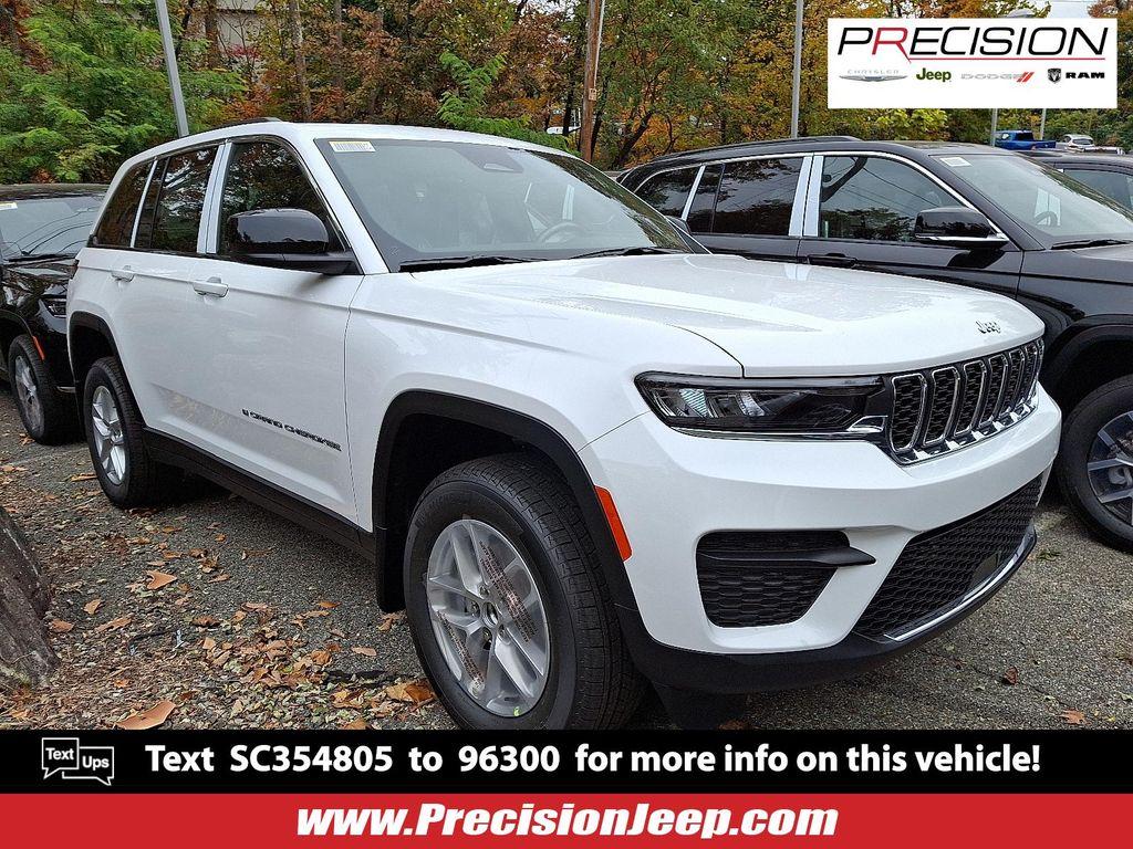 new 2025 Jeep Grand Cherokee car, priced at $42,205