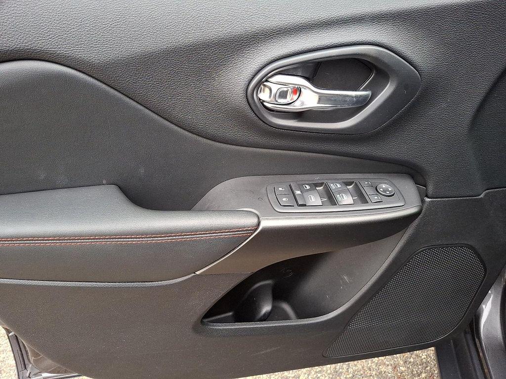 used 2020 Jeep Cherokee car, priced at $21,920