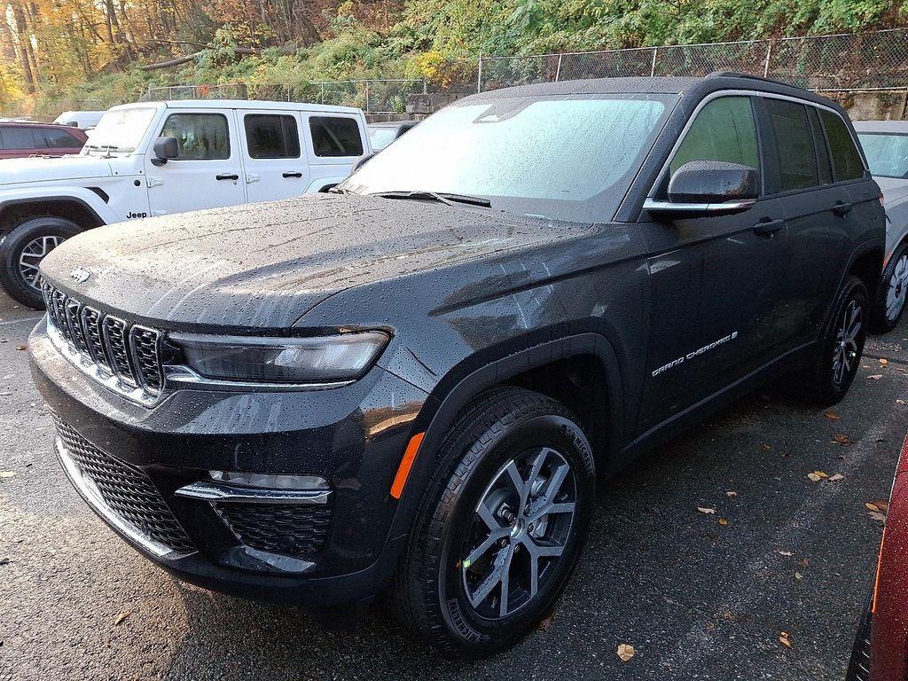new 2025 Jeep Grand Cherokee car, priced at $52,935