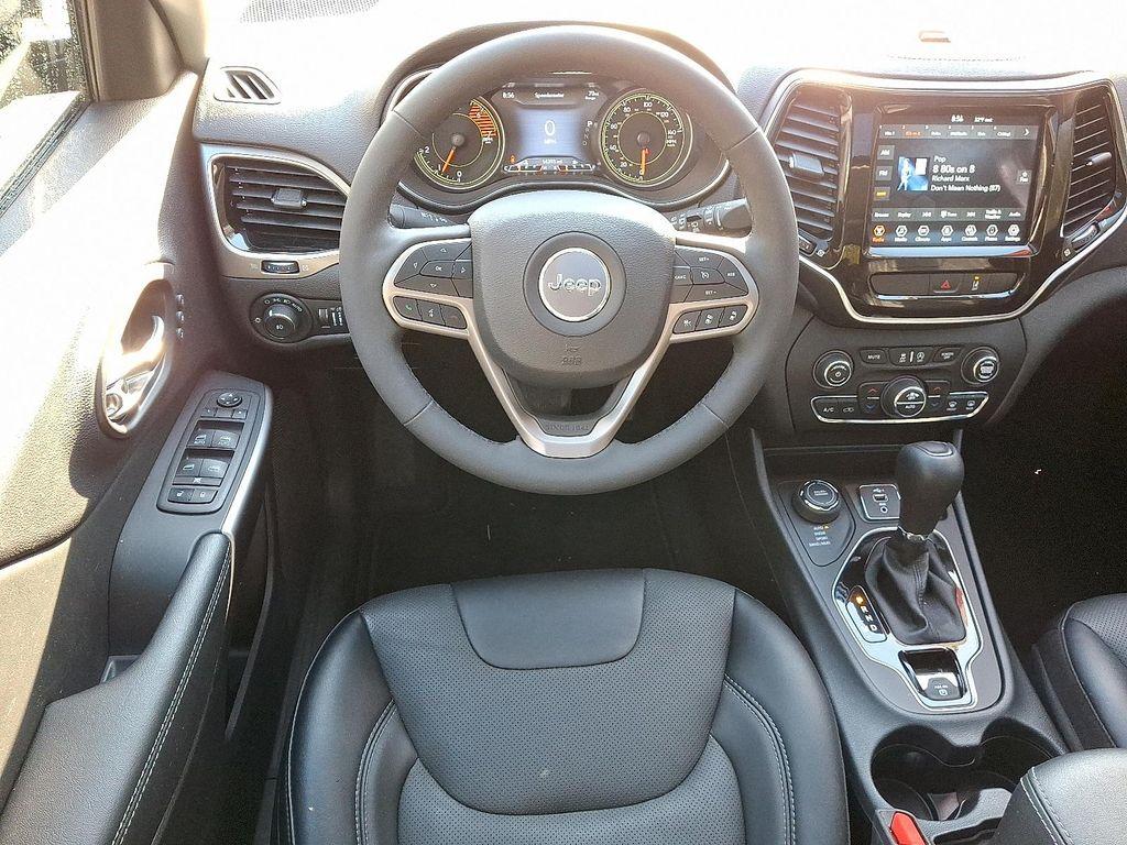 used 2022 Jeep Cherokee car, priced at $25,322