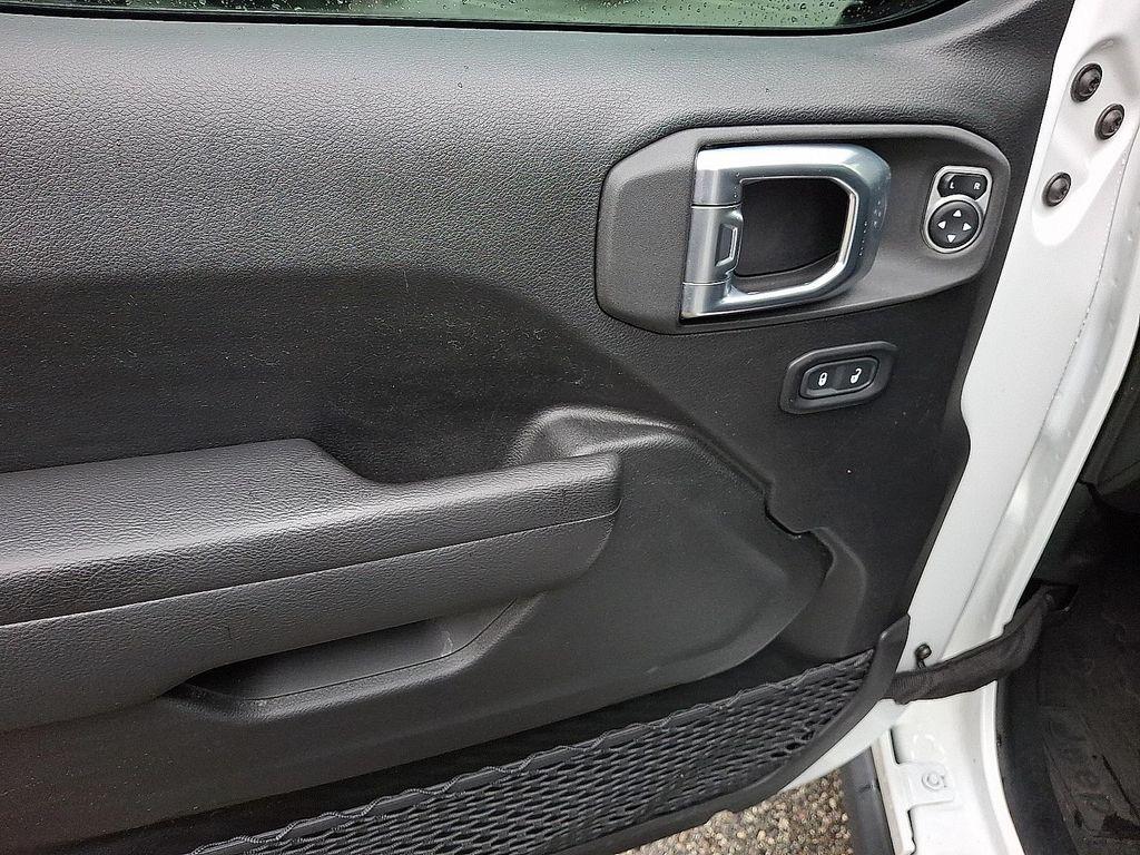 used 2022 Jeep Wrangler car, priced at $32,722