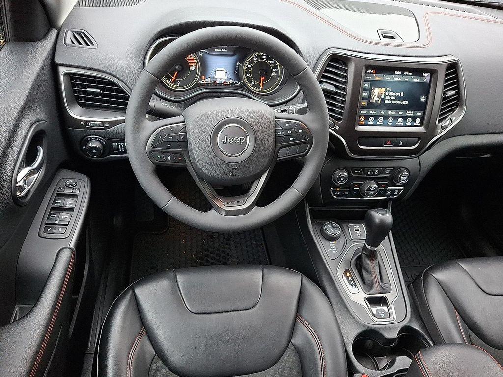 used 2022 Jeep Cherokee car, priced at $25,422