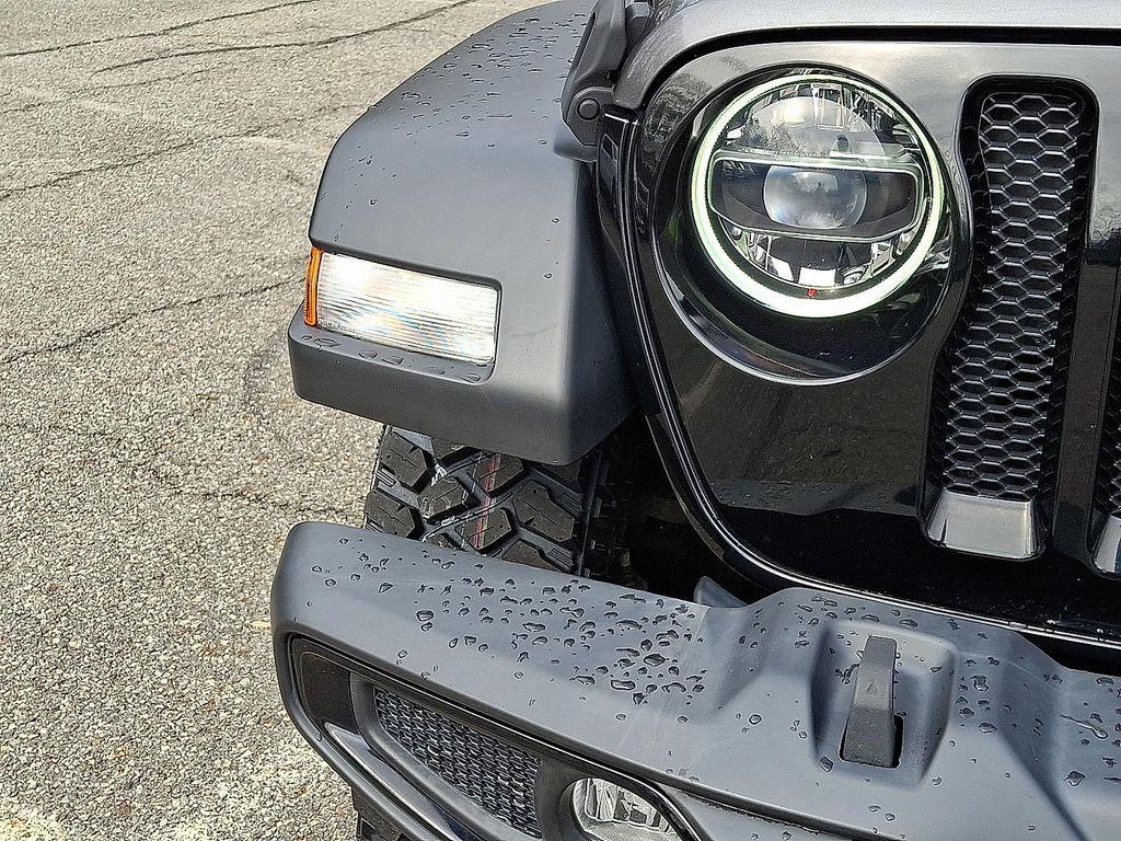 used 2022 Jeep Wrangler car, priced at $31,922