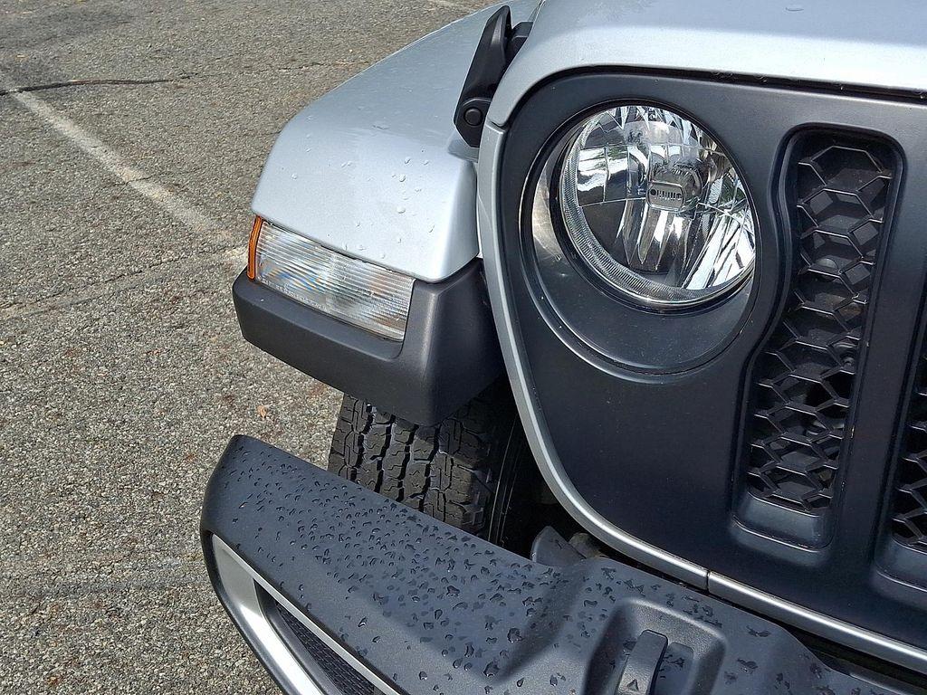 used 2023 Jeep Gladiator car, priced at $32,443