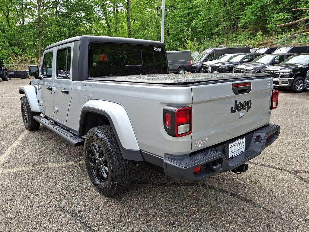 used 2023 Jeep Gladiator car, priced at $32,443