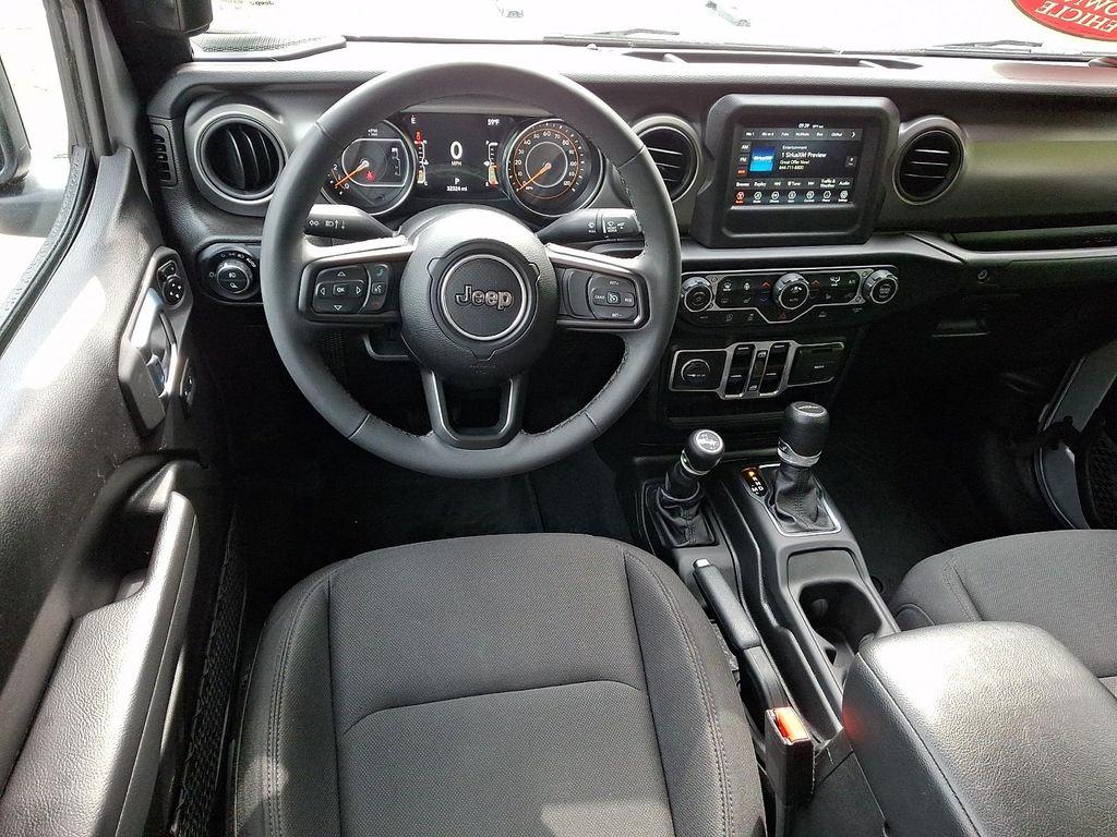 used 2023 Jeep Gladiator car, priced at $32,443