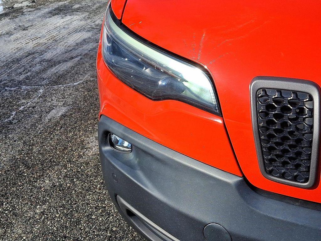 used 2021 Jeep Cherokee car, priced at $21,211