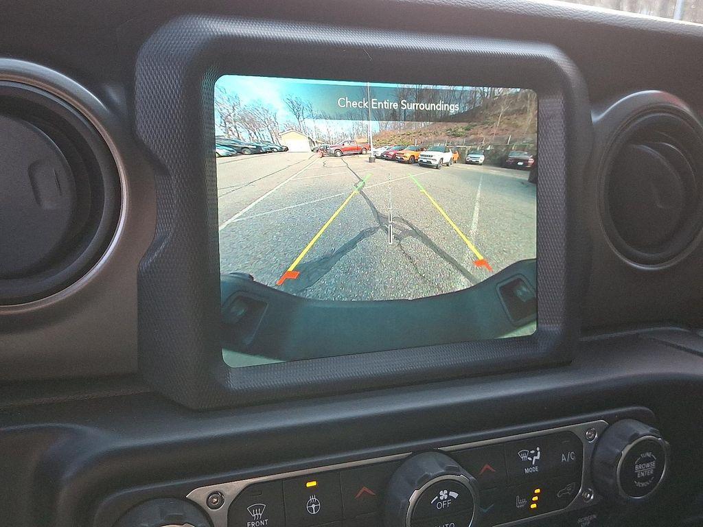 used 2022 Jeep Gladiator car, priced at $32,922