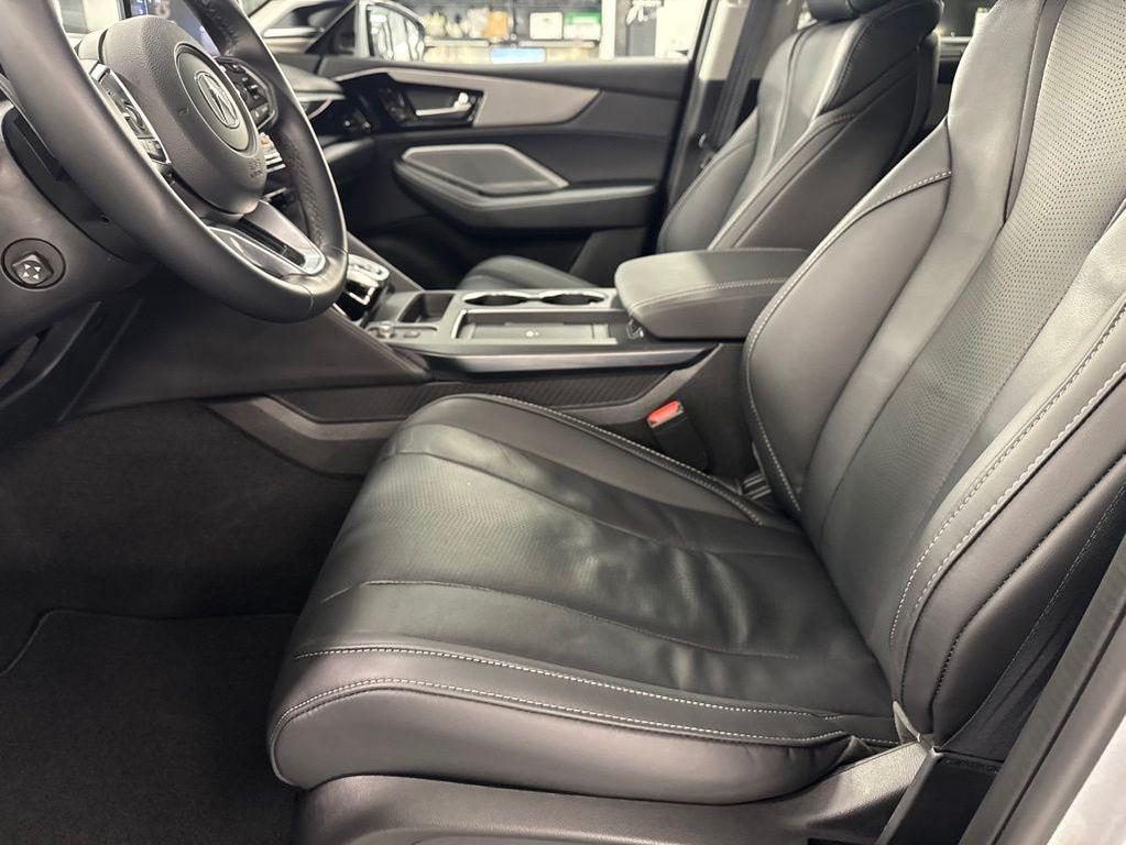 used 2026 Acura MDX car, priced at $53,950