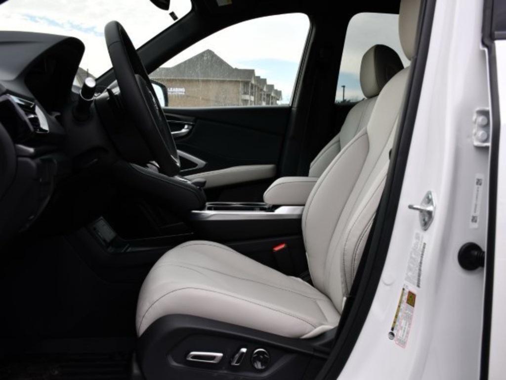 new 2026 Acura RDX car, priced at $47,150