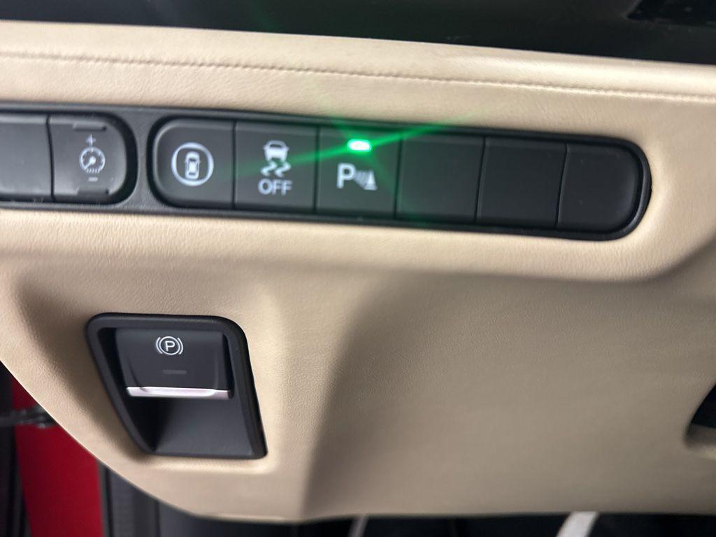 used 2022 Acura MDX car, priced at $29,322