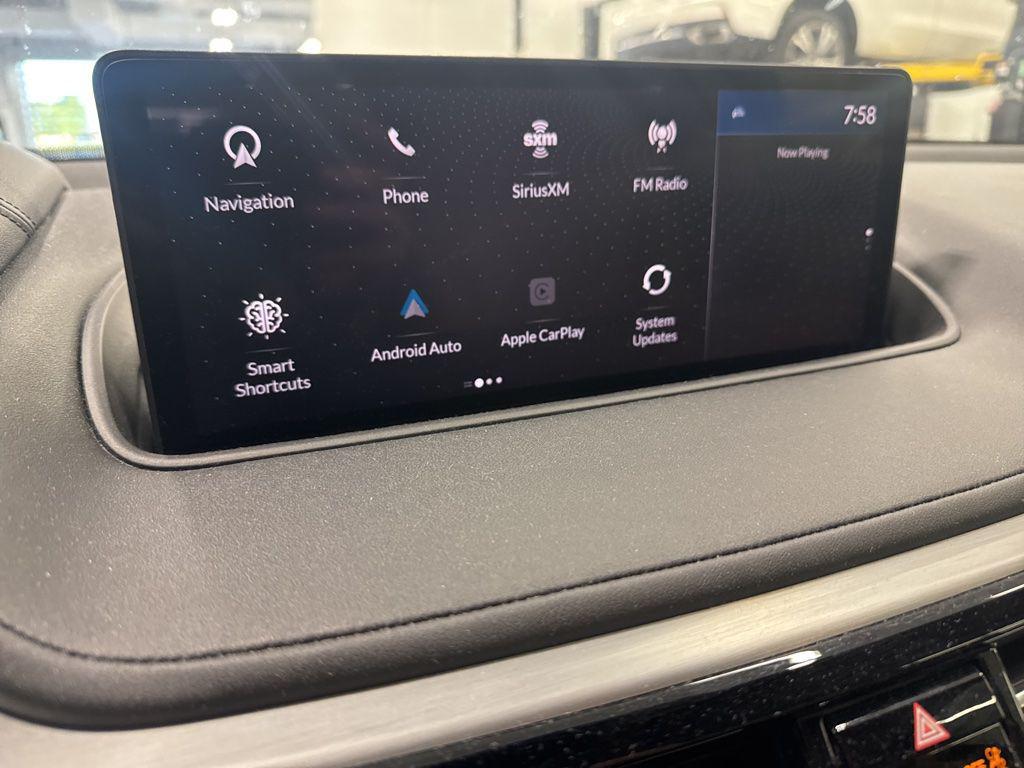 used 2022 Acura MDX car, priced at $29,322