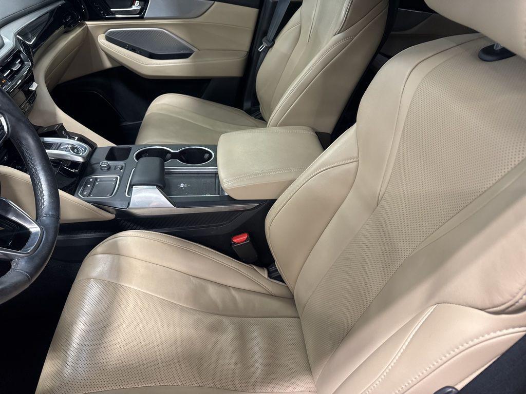 used 2022 Acura MDX car, priced at $29,322