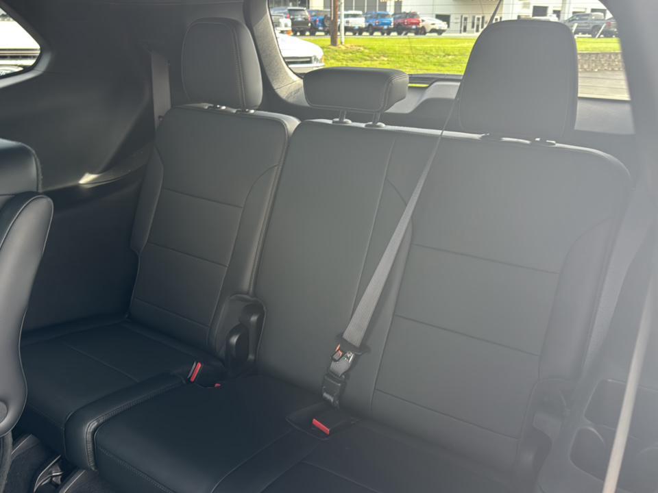 used 2025 Buick Enclave car, priced at $37,995