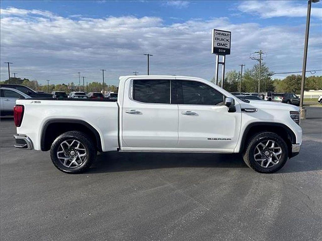 used 2023 GMC Sierra 1500 car, priced at $40,995