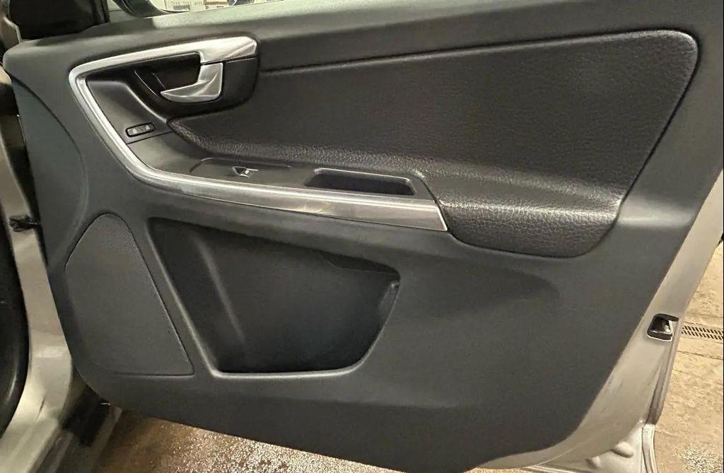 used 2013 Volvo XC60 car, priced at $11,900