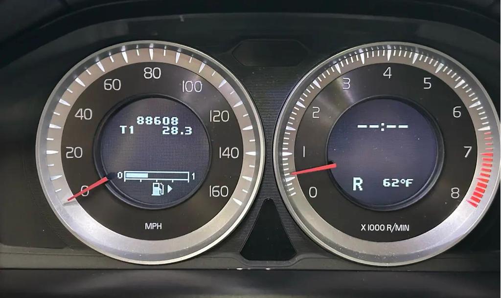 used 2013 Volvo XC60 car, priced at $11,900
