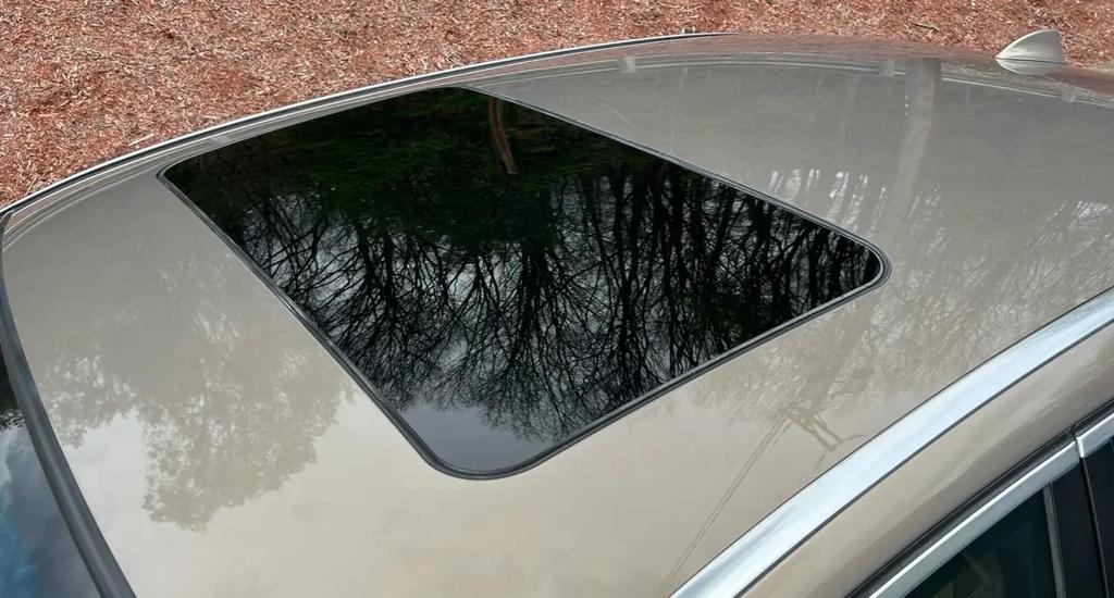 used 2006 BMW 750 car, priced at $14,900