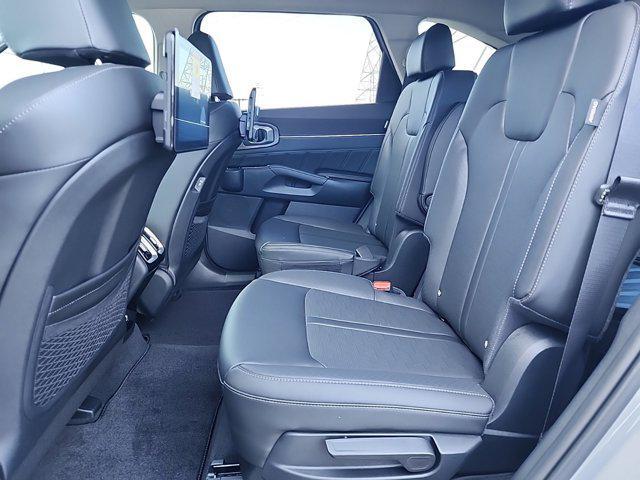 new 2025 Kia Sorento car, priced at $44,415